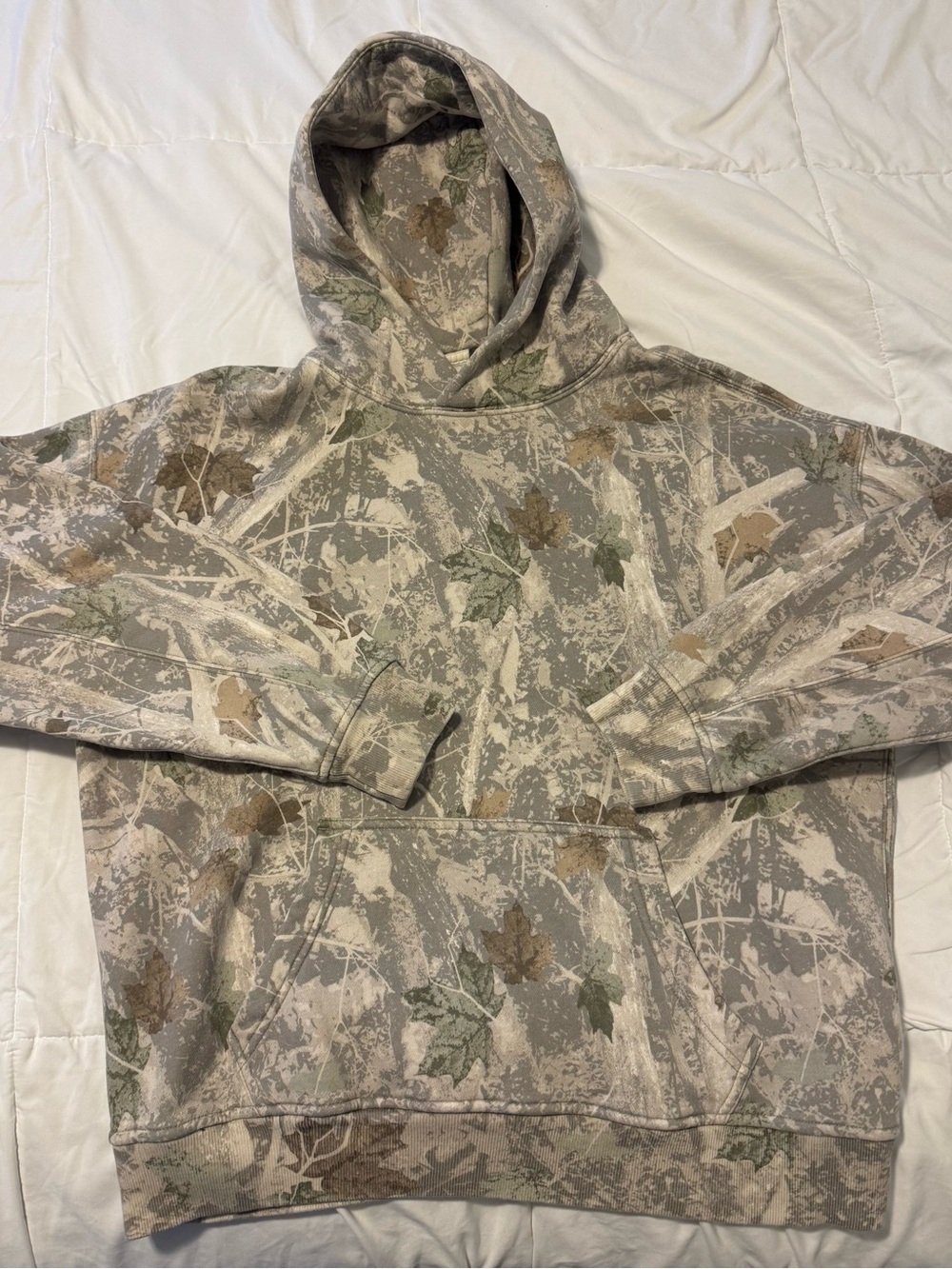Abercrombie & Fitch Camouflage Leaf Hoodie - Tan, Green